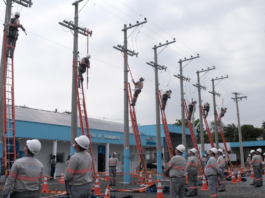 Rodeio de Eletricistas - Profissionais da CPFL Paulista Brilham em Competição de Segurança