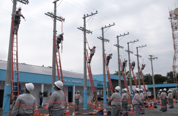 Rodeio de Eletricistas - Profissionais da CPFL Paulista Brilham em Competição de Segurança