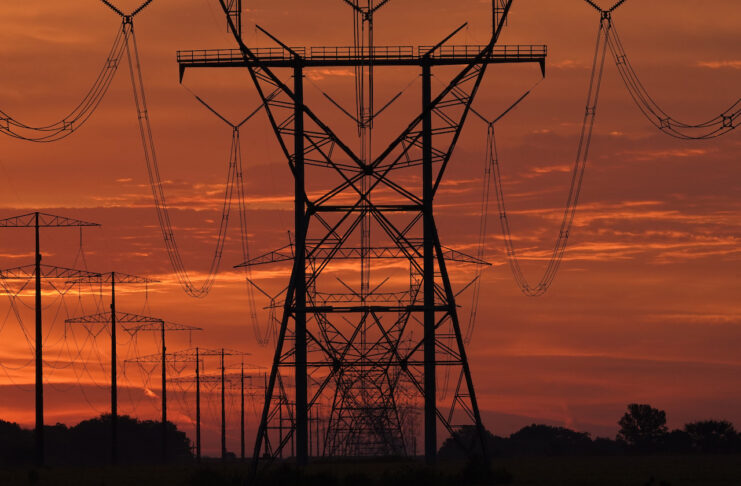 Integração Elétrica na América do Sul Cresce 28% em 2023, Aponta Relatório da OLADE