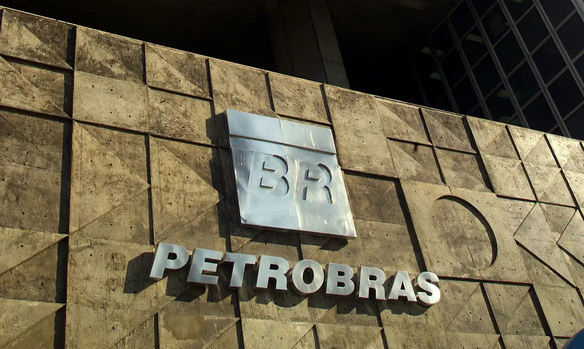 Petrobras Amplia Investimentos em Transição Energética com Plano de US$ 111 Bilhões Até 2029