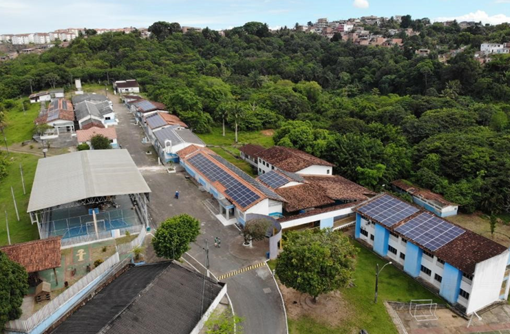 Usina Solar no Hospital Santo Antônio - Projeto de Neoenergia Coelba Garante Economia de R$ 1,4 Milhão por Ano