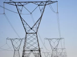 ANEEL recomenda caducidade de cinco contratos da MEZ Energia por atrasos em obras estratégicas de transmissão elétrica