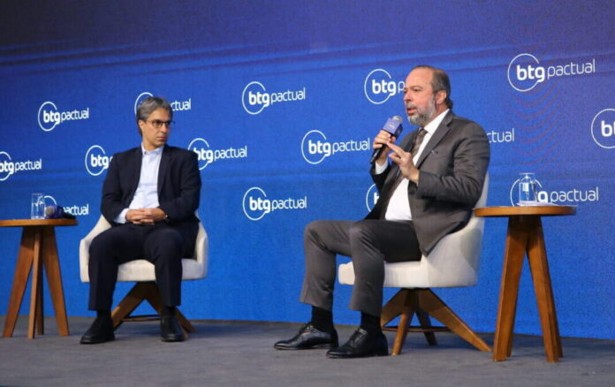 MME projeta leilão de baterias para o 1º semestre e promete correção nos preços do LRCAP