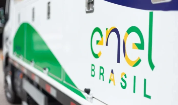 Risco de caducidade em SP leva Fitch a rebaixar ratings da Enel Brasil e subsidiárias
