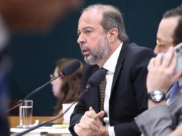 Cancelamento de Silveira na Câmara eleva tensão sobre antecipação do LRCAP