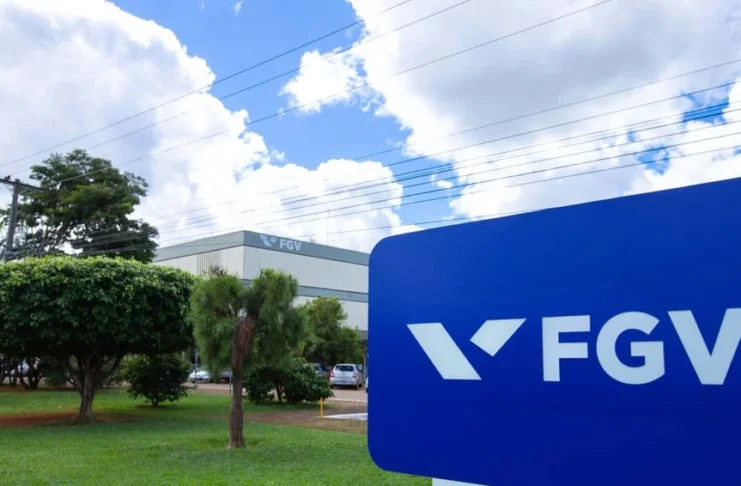 Corrida industrial verde: Estudo da FGV aponta gargalos na transição energética do Brasil frente a grandes potências