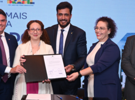 MME e ENBPar assinam contratos de R$ 305 milhões para iluminação a LED e prédios 'Energia Zero'