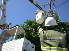 600 mil famílias podem perder benefício da Tarifa Social se não atualizarem cadastro, alerta Neoenergia