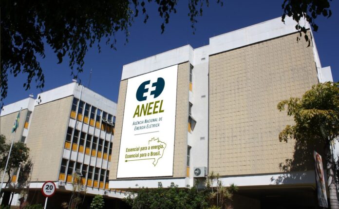 ANEEL reúne agentes e ONS para debater impactos do 'Super El Niño' no setor elétrico ANEEL reúne agentes e ONS para debater impactos do 'Super El Niño' no setor elétrico