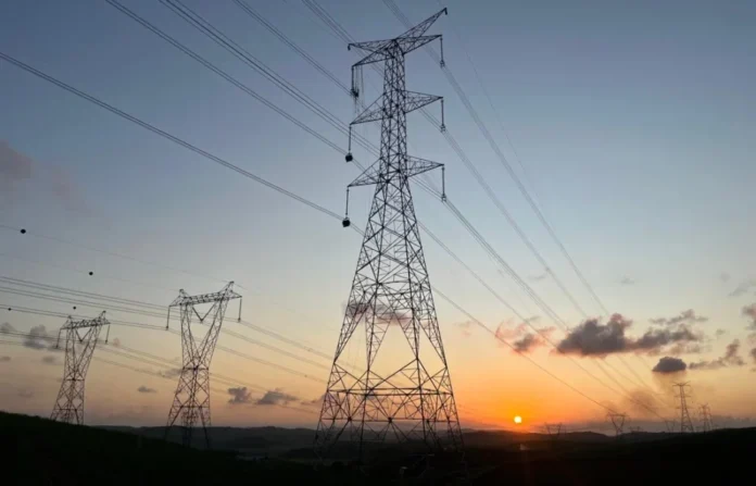 AXIA Energia vende fatias em quatro transmissoras por R$ 451,4 milhões